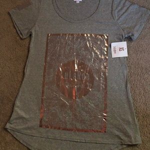 LuLaRoe Classic tee